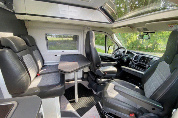 esarent.fi_retkeilyauto_adr ia_twin_640_istuinryhmä